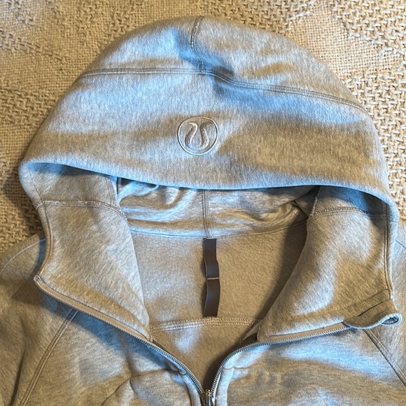 Lululemon Scuba Hoodie - Picture 2 of 4